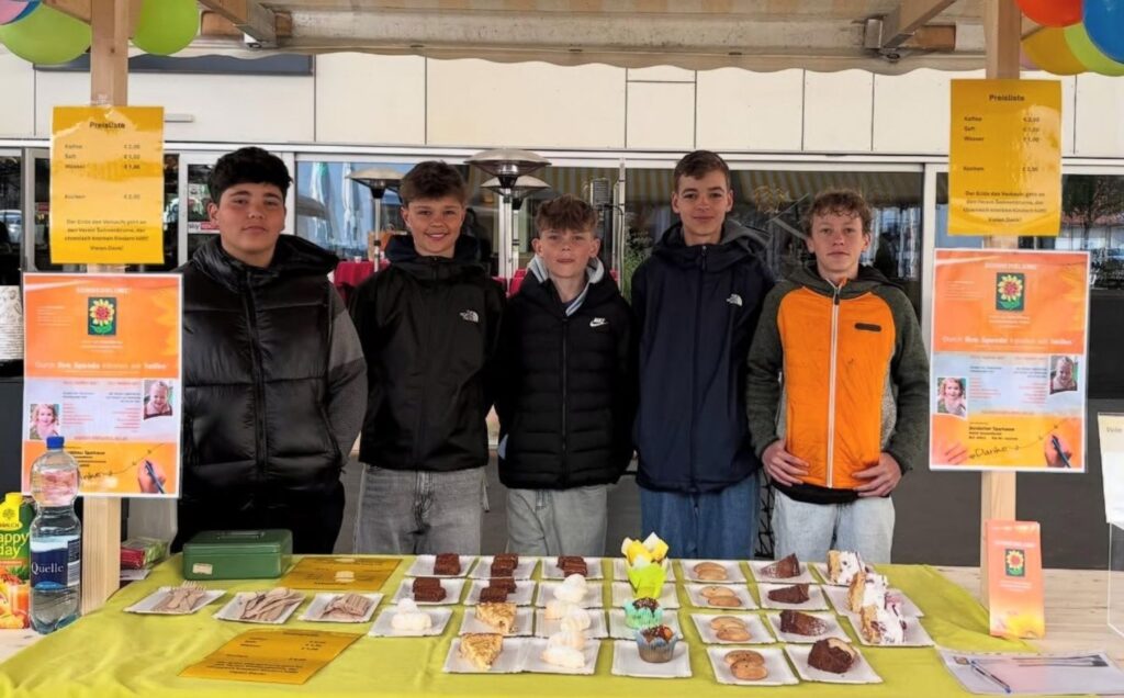 Sonnenblume_Spenden_Schüler